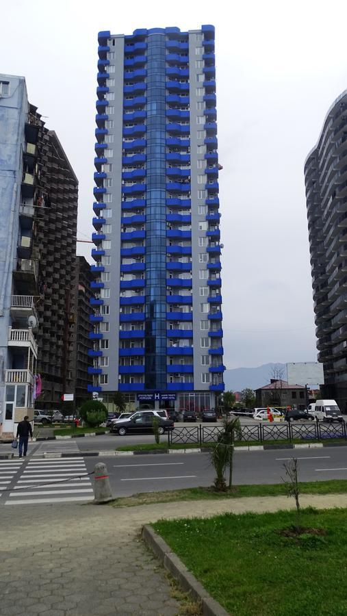 Апартаменты - Первая Линия! Batumi Kültér fotó